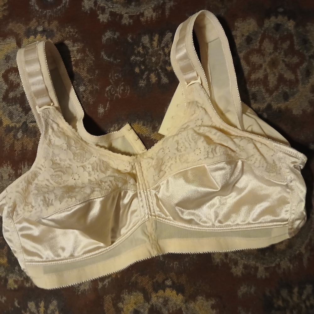 Jodee Balanced Fit Post Surgical Bra